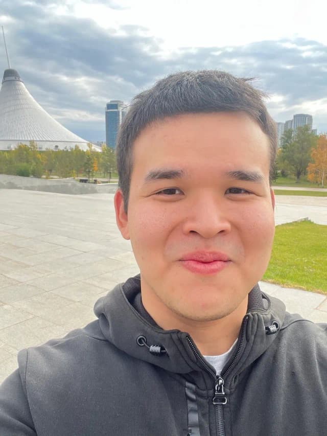 Sabyr Nurgaliyev - Creator of MissNotes